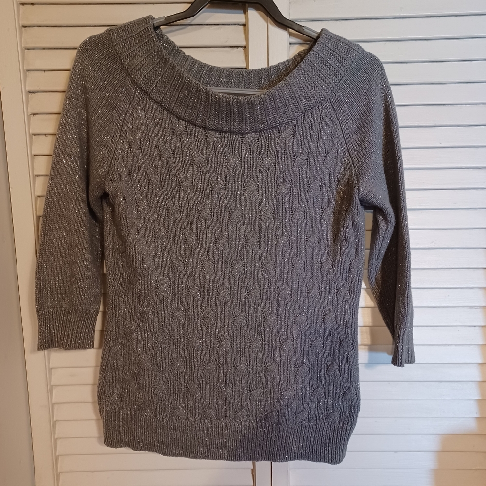 New York and Company sweater sz medium